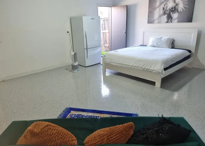 Trugnina Garage Converted In Room